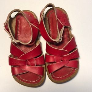 Salt water sandals red size 7